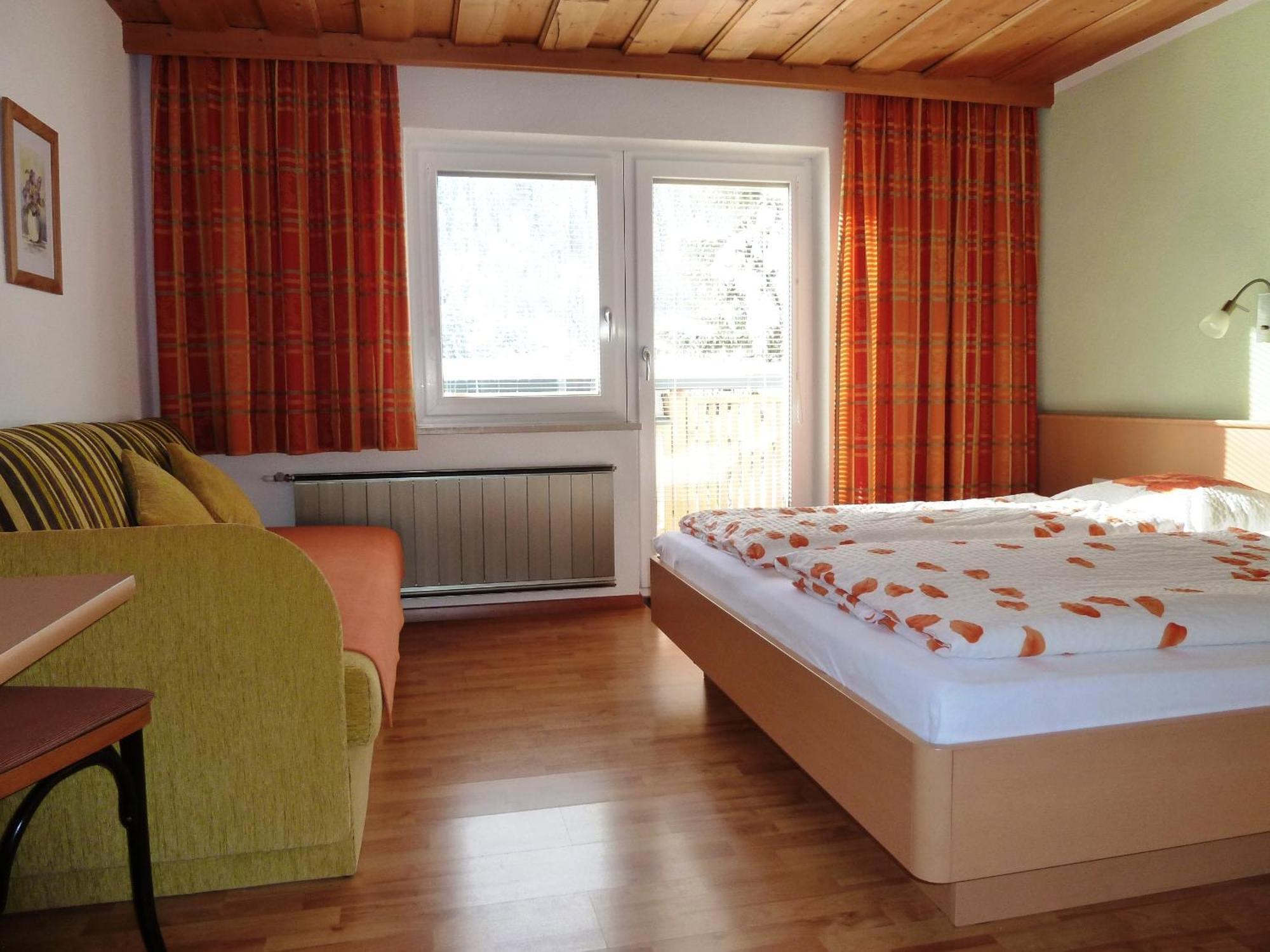 Haus Arnika Penzion